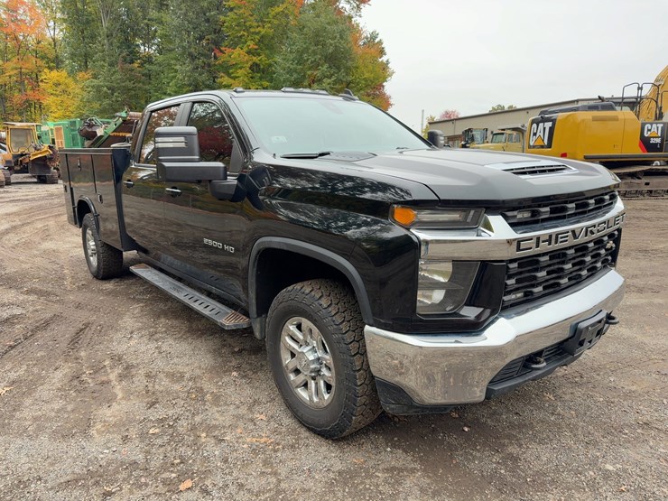 2020-chevrolet-silverado-2500hd-image-7
