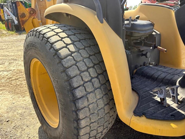 2002-john-deere-110-image-10