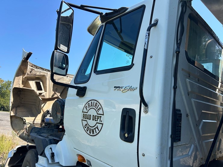 2011-international-prostar-image-75