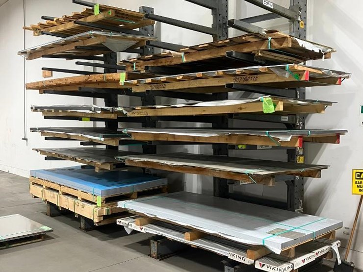 (2x)-cantilever-racks,-12'-x-68"-(no-contents)-image-1