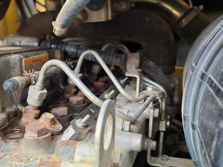 2012-caterpillar-259b3-image-43