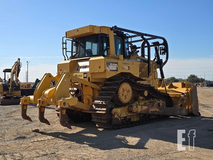 2016-caterpillar-d6t-xl-image-3