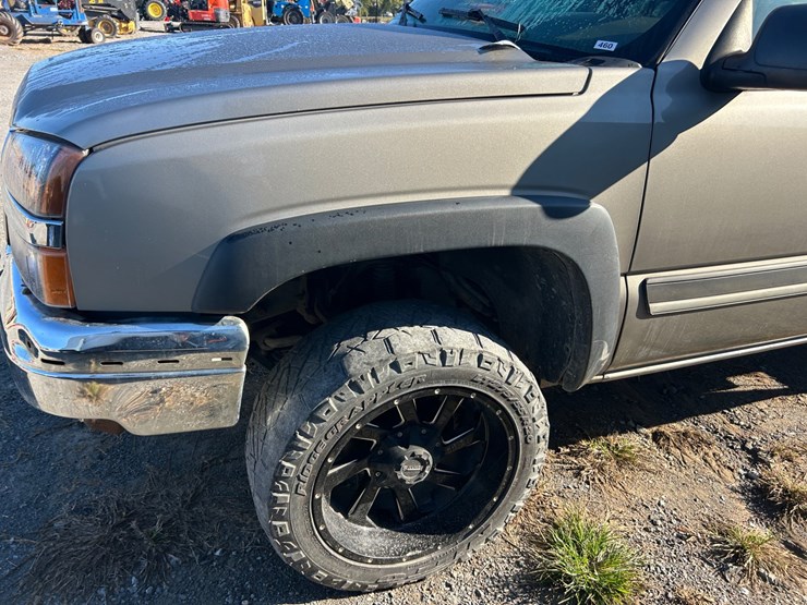 2004-chevrolet-1500-image-7