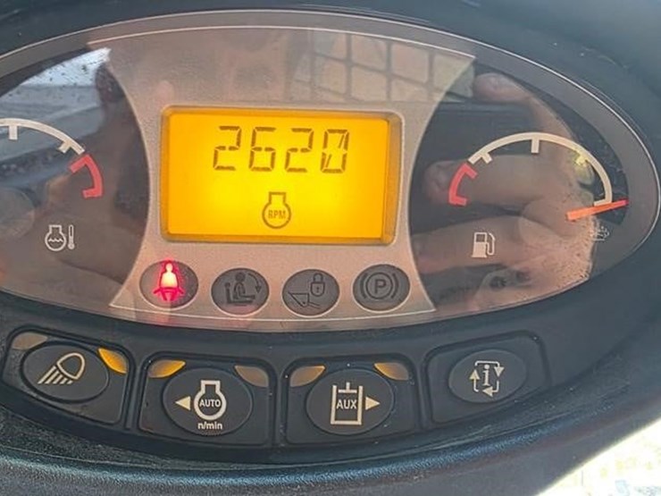 2018-bobcat-s550-image-56