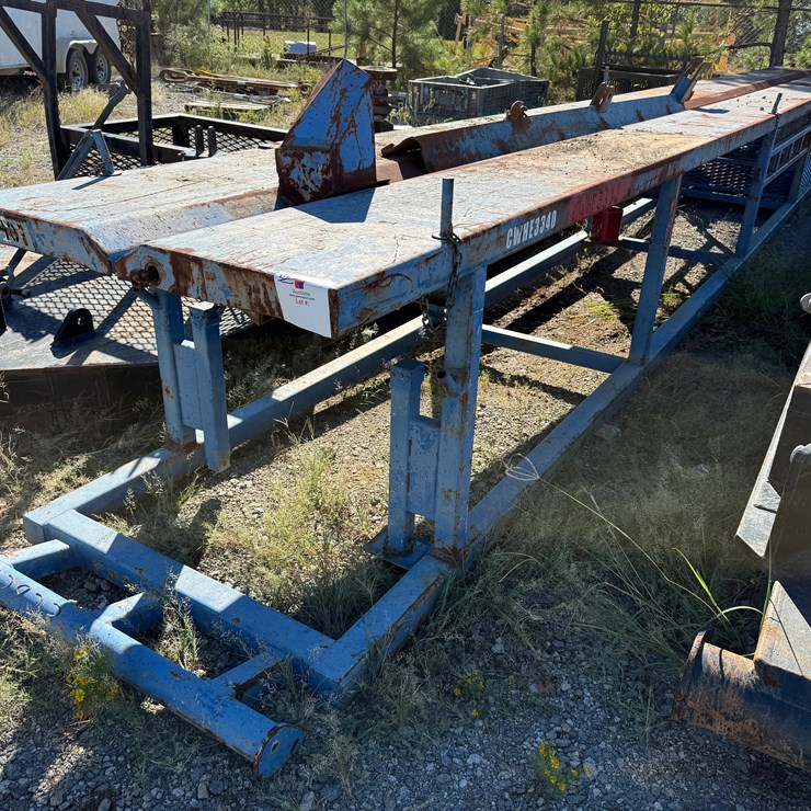 40’L x 48”W x 42”H HYD PIPE HANDLER, SKIDDED