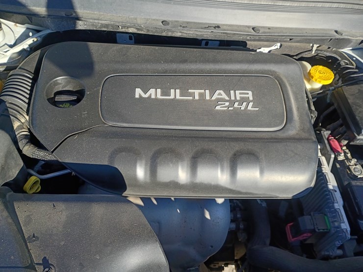 2014-jeep-cherokee-image-18