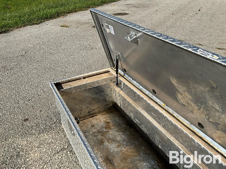 delta-champion-aluminum-pickup-toolbox-image-9
