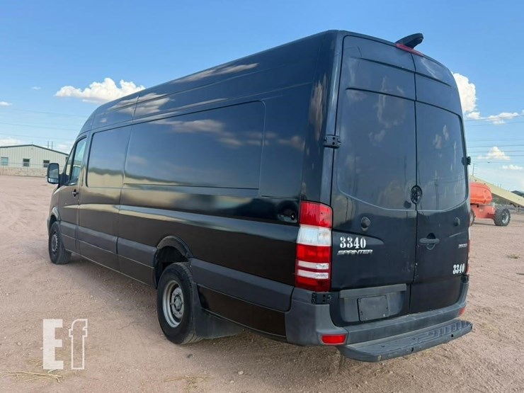 2018-mercedes-benz-sprinter-3500-image-4