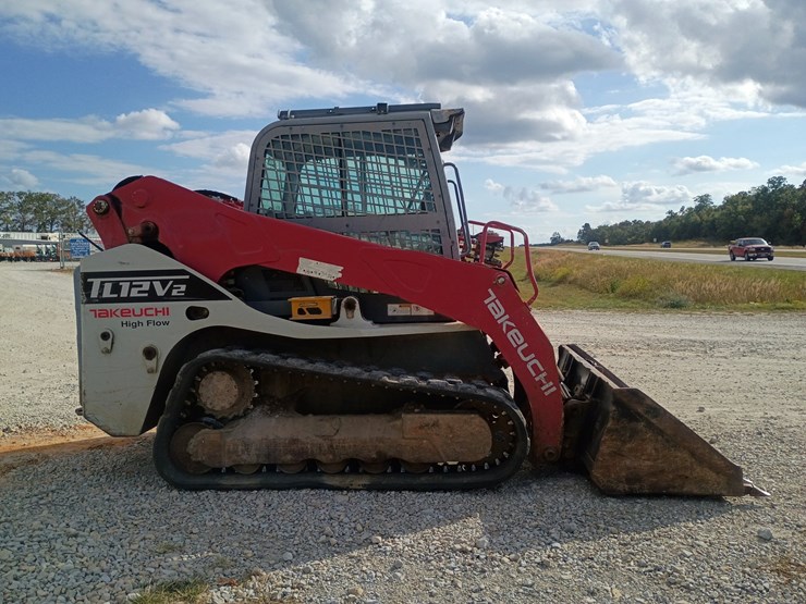 2017-takeuchi-tl12v2-image-9