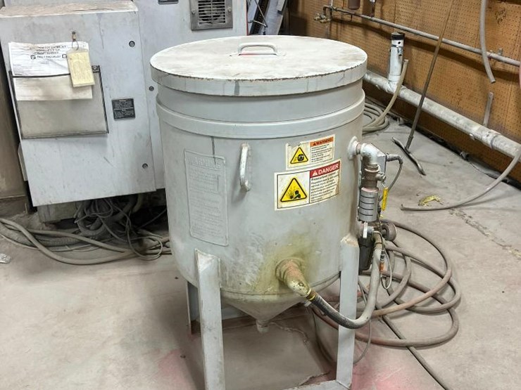 2007-flow-waterjet,-integrated-flying-bridge,-48"-x-96"-cutting-capacity,-flow-portable-pedestal-con-image-5