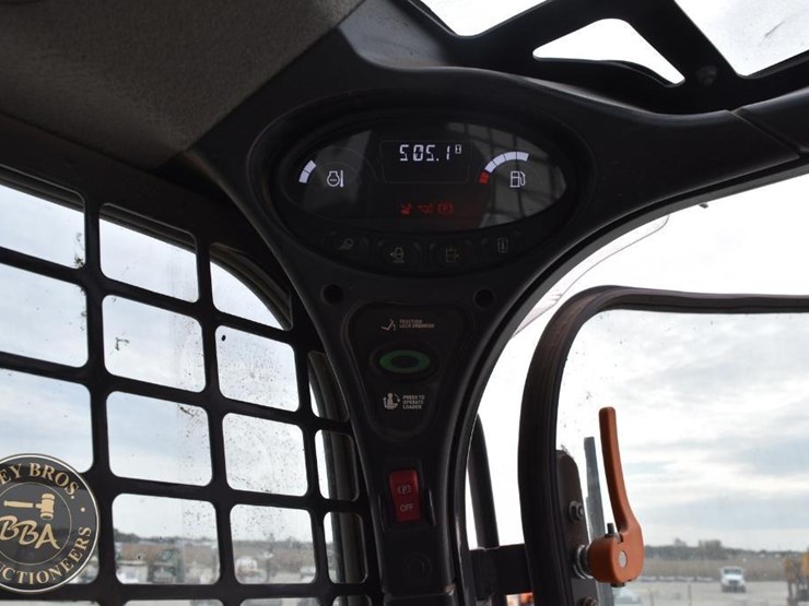 2025-bobcat-t650-image-37