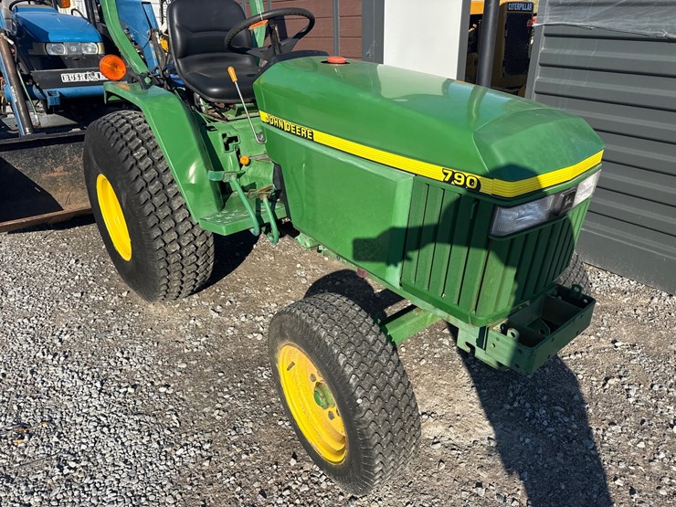 john-deere-790-image-6