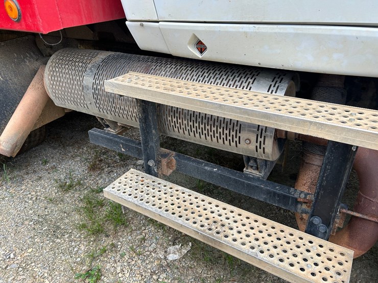 2013-international-prostar-image-57