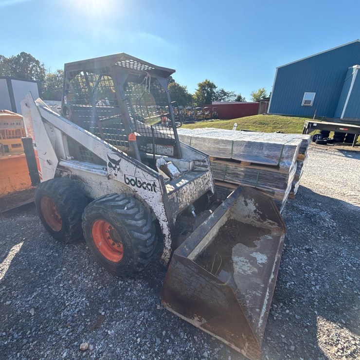 BOBCAT 843B