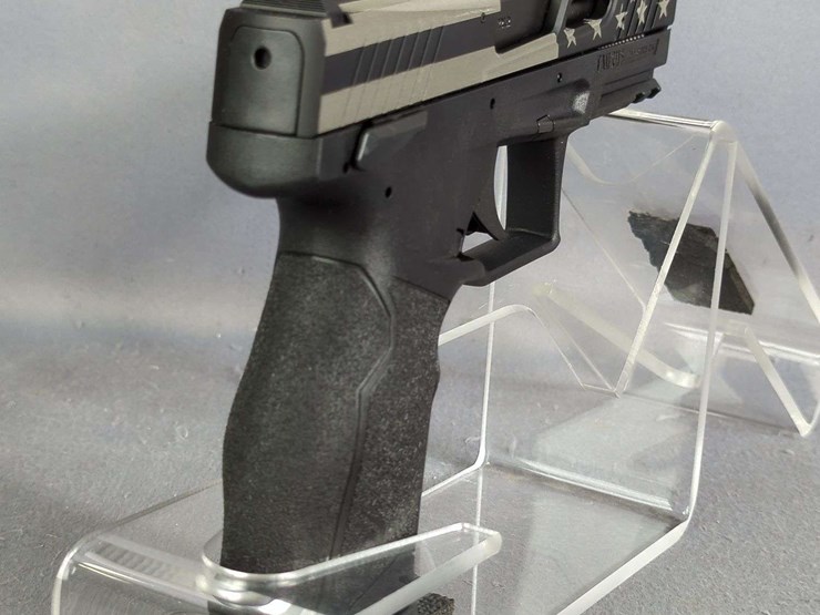 taurus-tx-.22-lr-pistol-sn#-1pt654991,-2-total-mags,-speed-loader,-manual,-in-original-box-image-7
