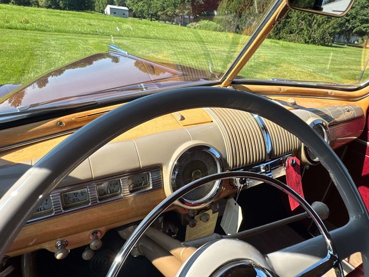 1947-ford-super-deluxe-sportsman-image-175