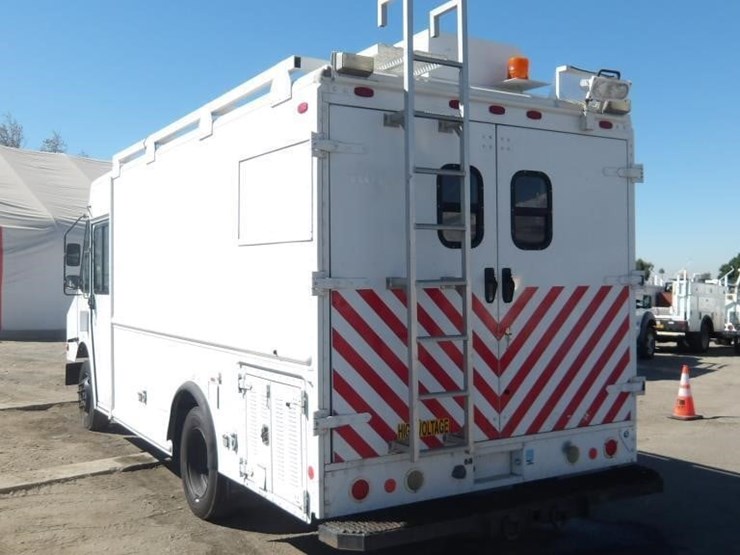 2008-workhorse-w62-image-4