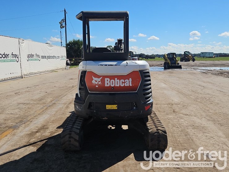 2019-bobcat-e35-image-27