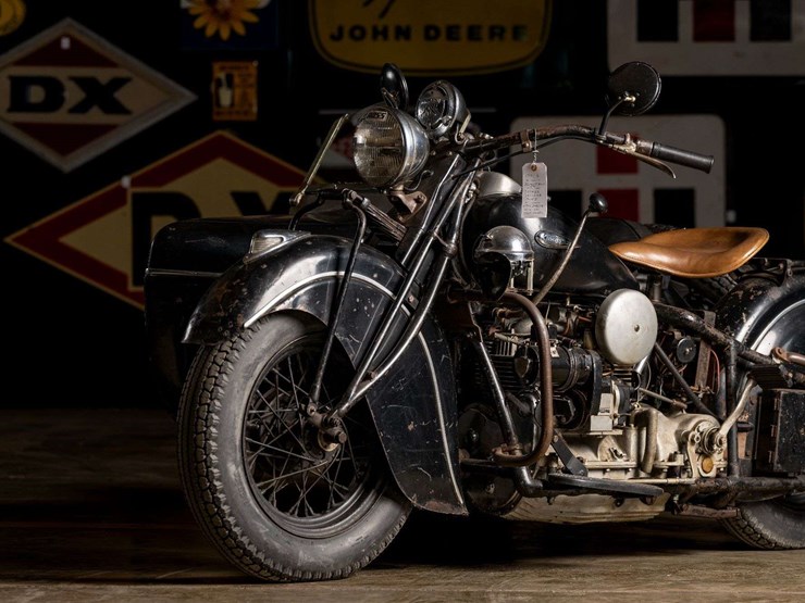 1941-indian-four-sidecar-motorcycle-image-6