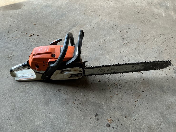 #116-•-2021-stihl-ms-261-gas-chainsaw-image-1