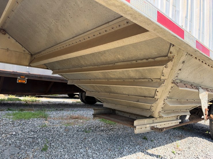 wilson-grain-trailer-image-9