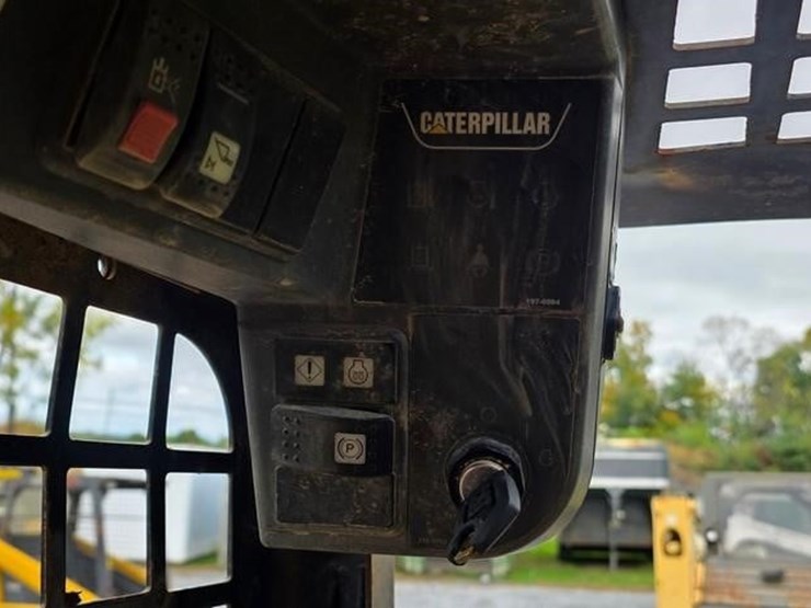 2012-caterpillar-259b3-image-55