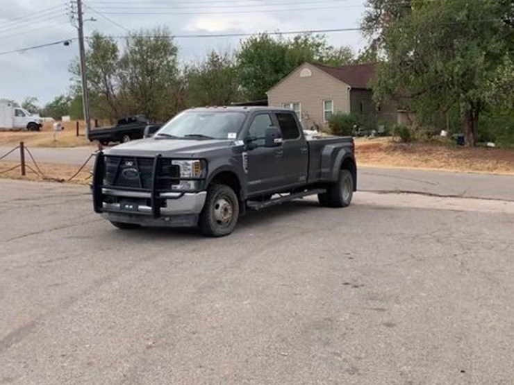 2019-ford-f350-image-11
