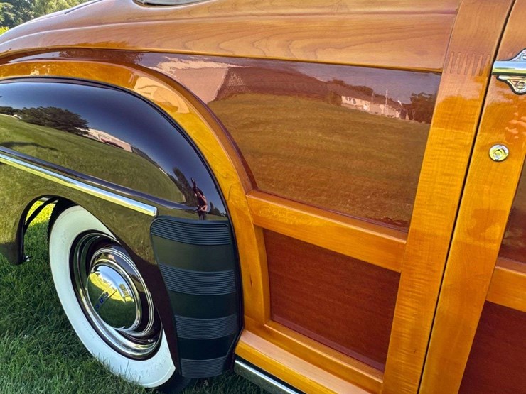 1947-ford-super-deluxe-sportsman-image-152