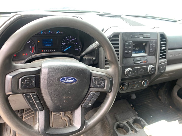 2019-ford-f250-image-10