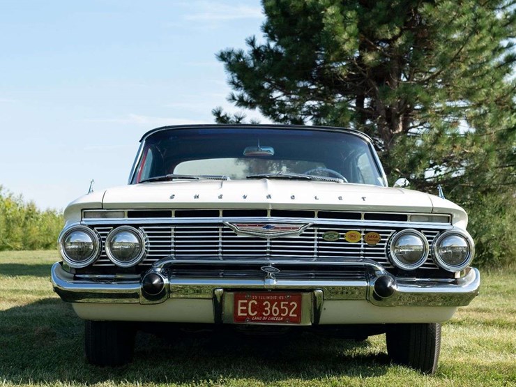 1961-chevrolet-impala-convertible-unrestored-original-image-41