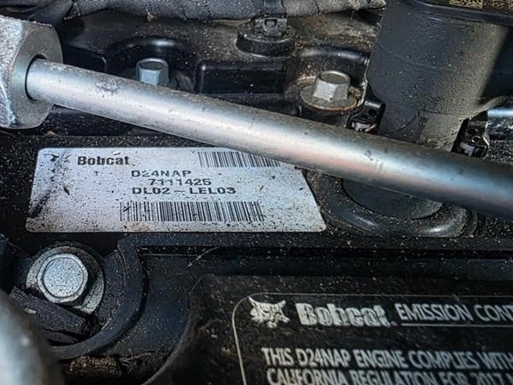 2018-bobcat-s550-image-43