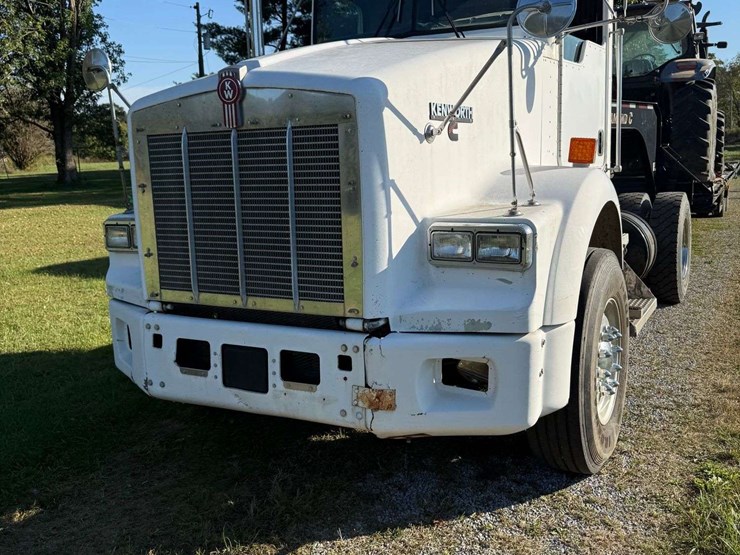 kenworth-t800-image-2