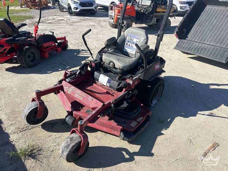 toro-z-master-5000-series-60in-zero-turn-commercial-mower-image-1