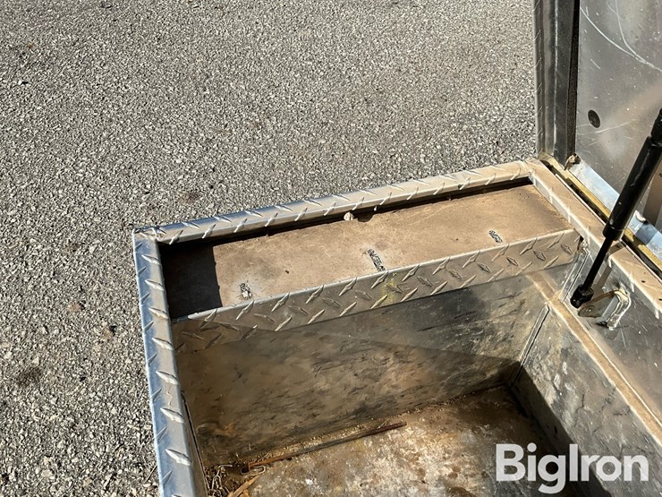 delta-champion-aluminum-pickup-toolbox-image-10