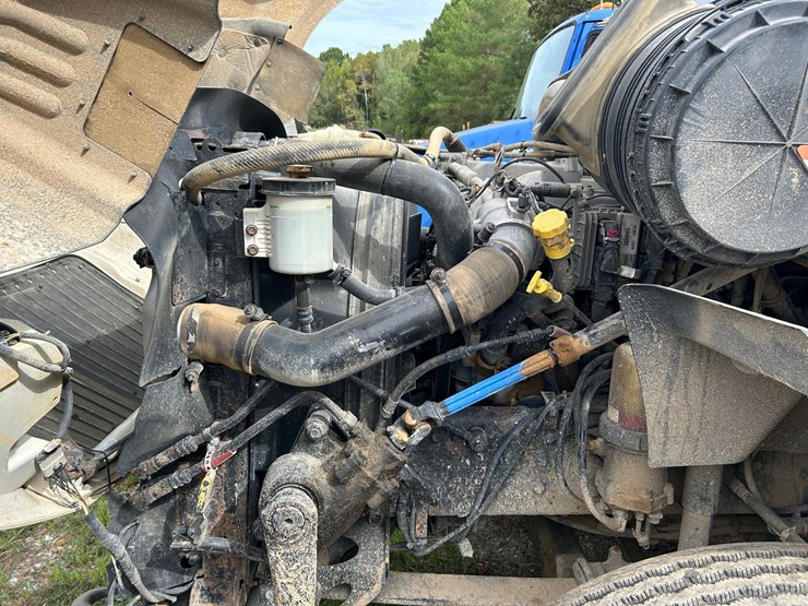 2013-international-prostar-image-51