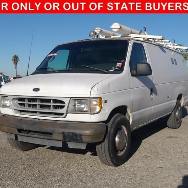 2002 FORD E350