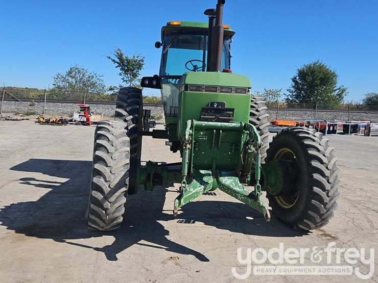 john-deere-4555-image-9