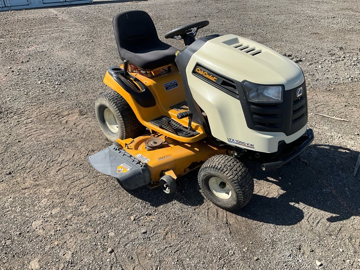 cub-cadet-1050-image-1
