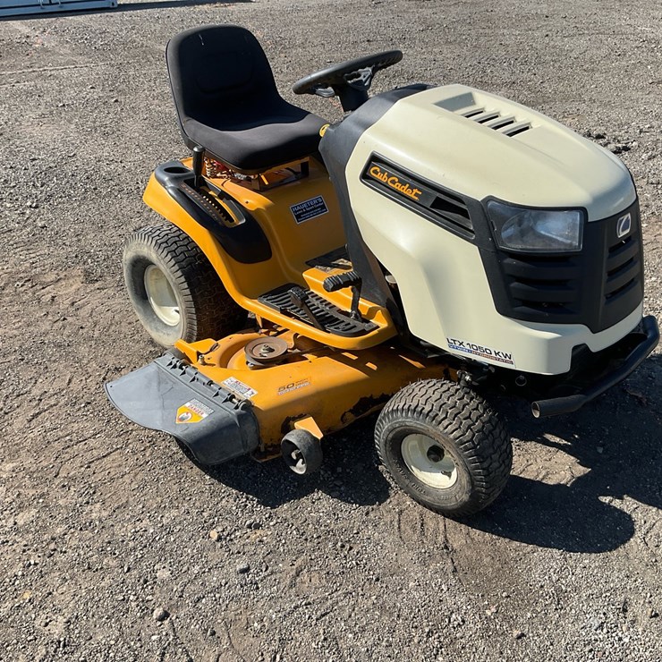 CUB CADET 1050