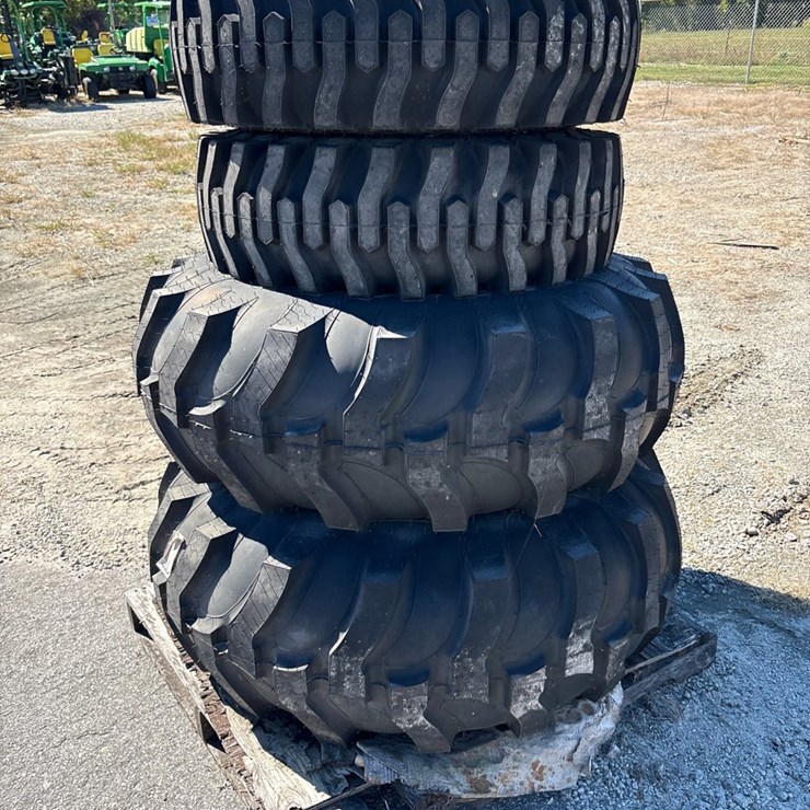 #1071 • John Deere R3 Tires with Rims