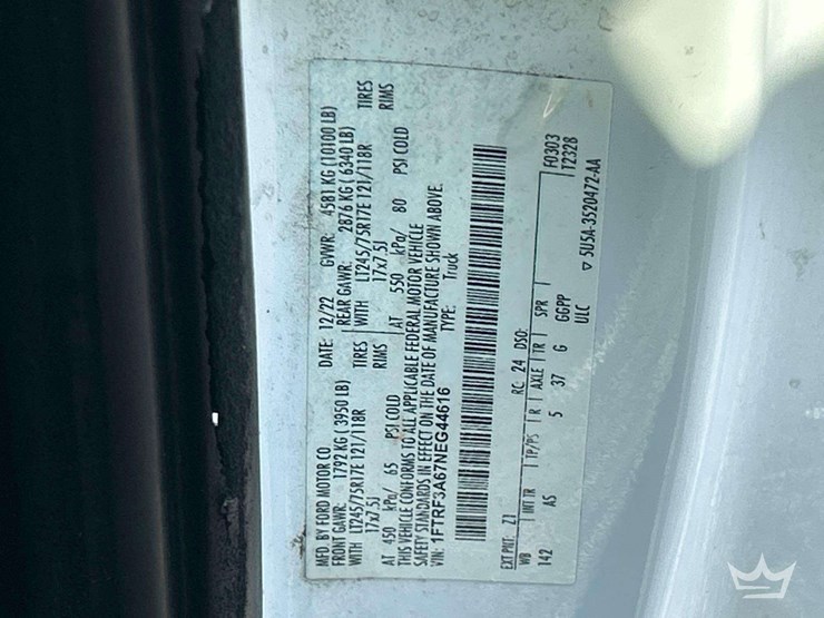 2022-ford-f350-image-5