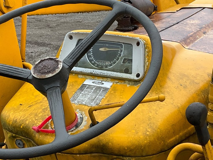 ford-4500-image-47
