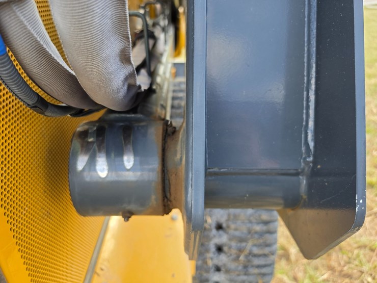 deere-333g-image-76
