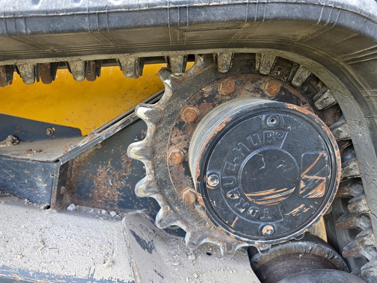 deere-333g-image-45