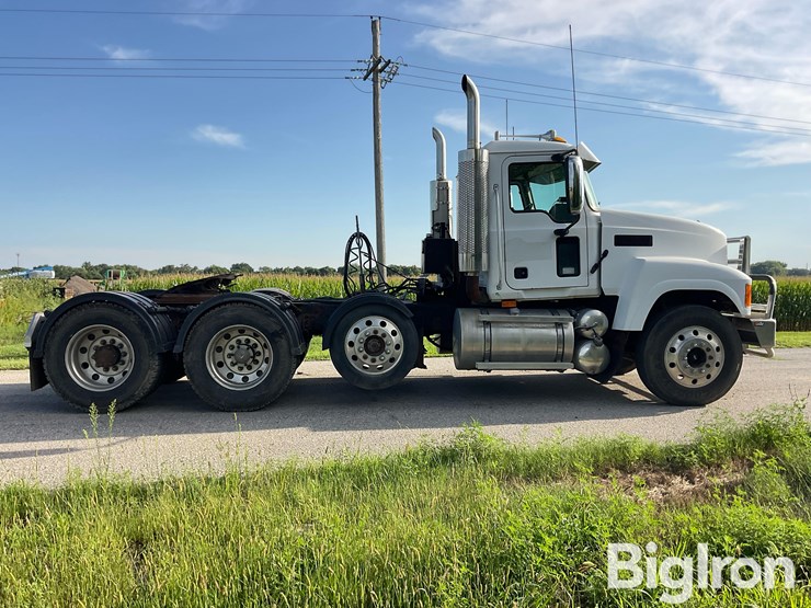 2007-mack-chn613-image-4