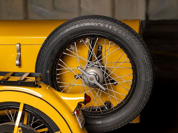 1938-harley-davidson-caterpillar-package-van-tribute-image-21
