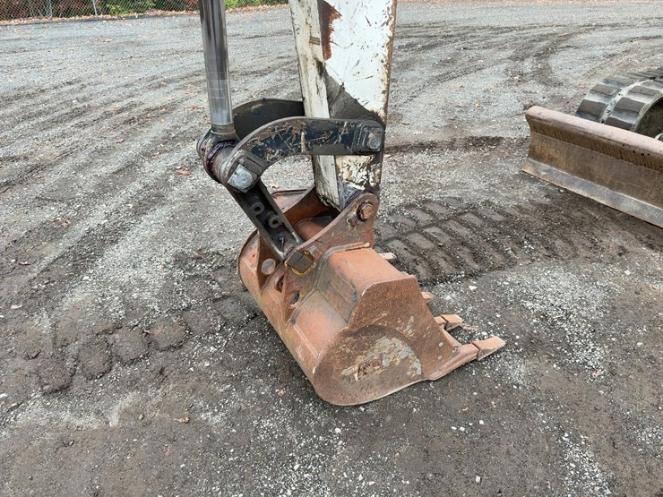 2005-bobcat-442-image-13