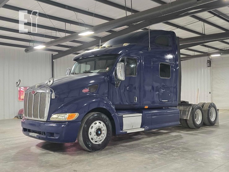 2009-peterbilt-387-image-1