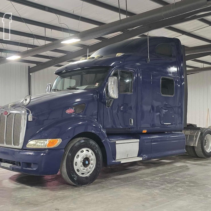2009 PETERBILT 387