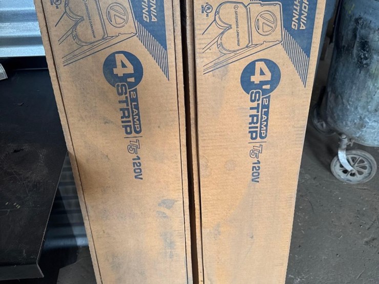 (6)-new-lithonia-lighting-co-4ft-t5/120v-shop-lights-image-1
